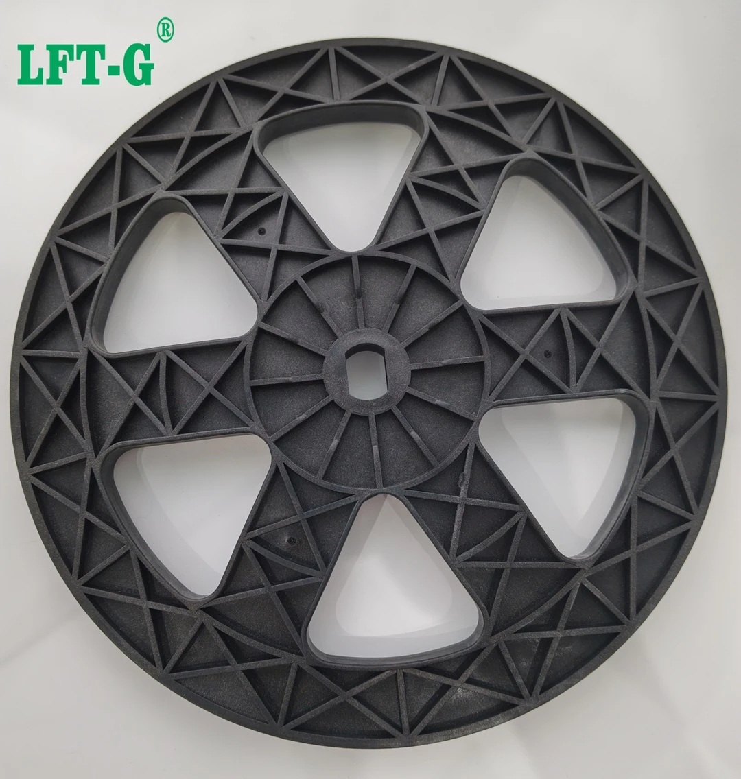Detailed close-up photograph of the central D-bore and radiating structural gussets of the LGF50-PA66 drive wheel