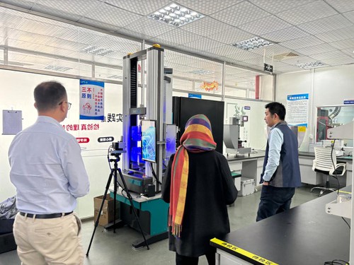 Middle East clients touring the LFT-G laboratory and testing center Middle East clients touring the LFT-G laboratory and testing center